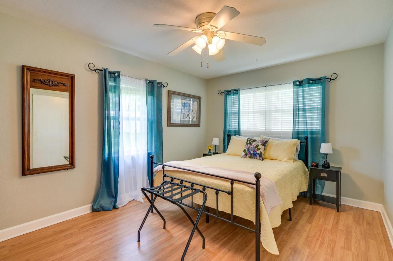 Sunny Lake Wales Getaway - 1 Mi To Downtown Luaran gambar
